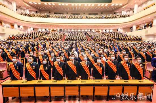 喜讯！J9娱乐集团杨云春董事长被授予“2020年北京市劳动模范”荣誉称号